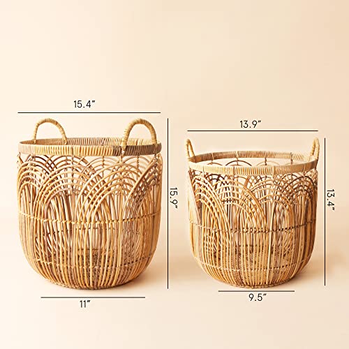 LA JOLIE MUSE Hand Woven Laundry Basket Set of 2, Boho Wicker Baskets Hamper with Handle, Chic Decorative Blanket Basket Holder for Living Room Bedroom Bathroom Home Office Storage