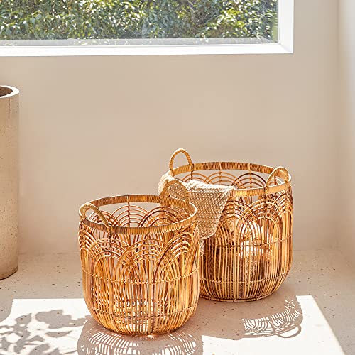 LA JOLIE MUSE Hand Woven Laundry Basket Set of 2, Boho Wicker Baskets Hamper with Handle, Chic Decorative Blanket Basket Holder for Living Room Bedroom Bathroom Home Office Storage