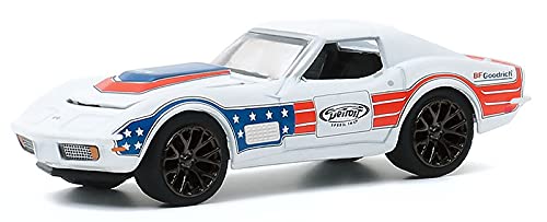 Greenlight 39040-F Detroit Speed, Inc. Series 1 - 1972 Chevy Corvette - Red, White and Blue 1/64 Scale