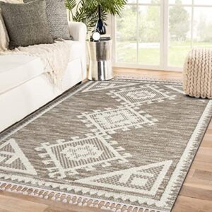 luxe weavers ibiza collection 8066 brown 6x9 south western fringe geometric area rug