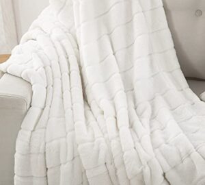 ultra soft reversible faux fur throw, fluffy blanket for winter sofa couch, cuddly & warm(50"x 60", white)