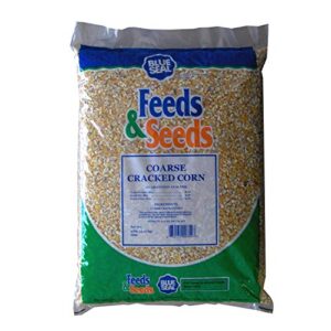 blue seal feeds & seeds coarse cracked corn-attracts birds and small wildlife -high in fiber and protein-5 pound bag
