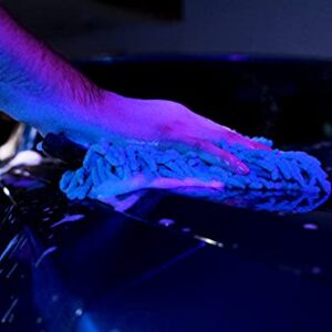 303 Car Wash Mitt - Ultra Absorbent Microfiber - Lint and Scratch Free Design - Hand Fitting, Snug Design with Elastic Cuff - Washable to Reuse, 1 Pack (39011)