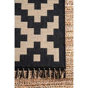 nuLOOM CTTR09A-406 Annalise Modern Aztec Indoor/Outdoor Area Rug, 4' x 6', Black Restaurant