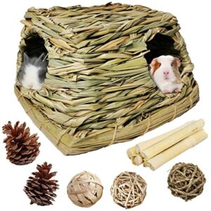 PINVNBY Guinea Pig Grass House with Chew Toys Little Rabbit Natural Hideout Small Pet Grass Hut with Play Toys for Bunny Hamster Rat Chinchilla Hedgehog Squirrel Gerbil（Ball at Random）