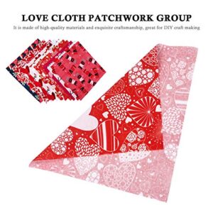 EXCEART Fabric Fabric 30 Sheets Assorted Craft Fabric Bundle Patchwork Fabric Sets Quilting Sewing Patchwork Cloths Delicate Sewing Patchwork Cloths DIY Craft Heart Pattern Quilting Quilted