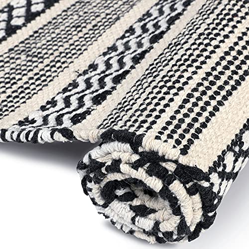 SAVON Hand Woven Cotton Flatweave Area Rug 3x2 Footmat Doormat Woven Black and White Geometric Boho