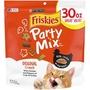 purina friskies made in usa facilities cat treats, party mix original crunch - 30 oz. pouch