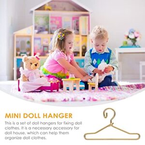 EXCEART 50pcs Mini Doll Clothes Hangers Metal Doll Gown Dress Outfit Holders Toys Hanging Rack Dollhouse Accessory 40mm ( Golden )
