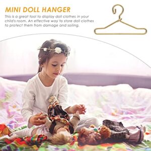 EXCEART 50pcs Mini Doll Clothes Hangers Metal Doll Gown Dress Outfit Holders Toys Hanging Rack Dollhouse Accessory 40mm ( Golden )