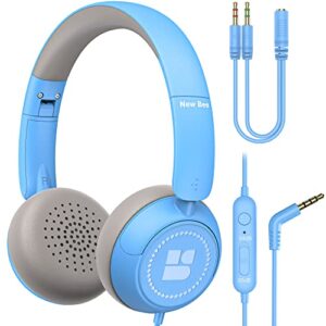 new bee kids headphones for school with microphone hd stereo safe volume limited 85db/94db foldable lightweight on-ear headphone for boys/pc/mac/android/kindle/tablet/pad (blue)