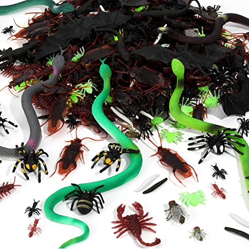 Premium 224 PCS Assorted Fake Bugs, Special Fake Insects Bulk, Plastic Bugs for Kids, 18 Types Realistic Bugs, Creepy Fake Roaches, Snakes, Spiders for Halloween Decoration, April Fools Prank, Costume