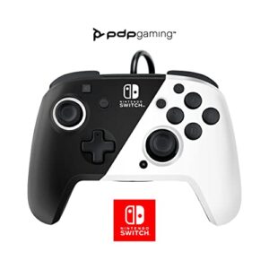 pdp gaming faceoff deluxe+ wired switch pro controller - officially licensed by nintendo - oled model- black/white - nintendo switch