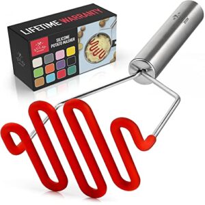 zulay kitchen non-scratch potato masher kitchen tool - durable stainless steel wrapped in premium silicone mashed potatoes masher - versatile masher hand tool & potato smasher (red)