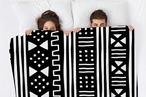 Swono African Mudcloth Throw Blanket,Afrocentric White Black African Mudcloth Mudprint Thorw Blanket Soft Warm Decorative Blanket for Bed Couch Sofa Office Blanket 30"X40"