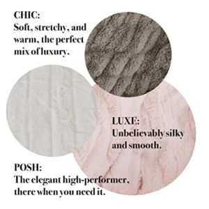 Minky Designs Minky Blankets | Chic Level Comfort | Ideal for Adults, Kids, Teens | Super Soft, Warm & Cozy