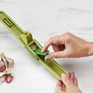 Joseph Joseph CleanForce Press Powerful, Squeeze, Easy Garlic Mincer with Trigger-Operated Wiper Blade and Handy Cleaning Tool, One Size, Green