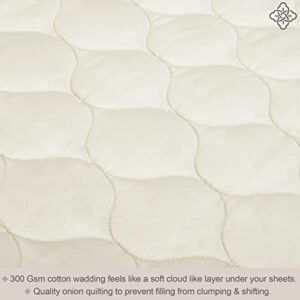 Bioweaves 100% Organic Cotton Mattress Pad Cover, GOTS Certified Quilted Fitted Mattress Protector with Soft Cotton Wadding - 20 Inch Deep Pocket, King