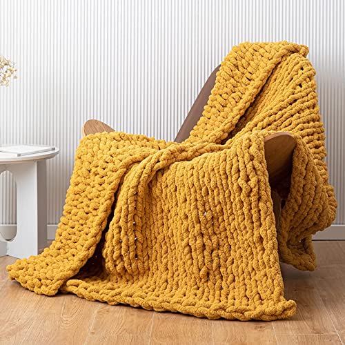 PRELGOSP Chunky Knit Blanket, Handmade Giant Knitted Blanket, Soft Thick Warm Knit Blanket Throw for Bed Chair Couch Sofa, Yoga Mat Rug Home Decor Gift, Machine Washable,Brown,40x60cm