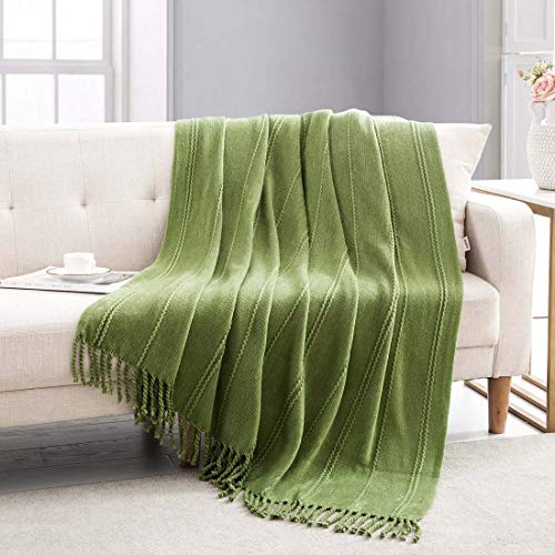 Revdomfly Knitted Throw Blanket Green Farmhouse Woven Blankets with Fringe Tassels for Couch Bed, 47" x 67", Green