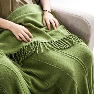 Revdomfly Knitted Throw Blanket Green Farmhouse Woven Blankets with Fringe Tassels for Couch Bed, 47" x 67", Green