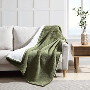 nautica- throw blanket, ultra soft plush sherpa home décor, reversible all season bedding (solid green/ivory, 50 x 60)