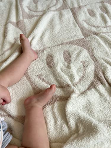 Checkered Blanket, Smiley Face Throw, Soft Cozy Microfiber Plush Blanket, Checkerboard Pattern, Reversible, Stretchy Throw Blanket 51" X 63" (White and Beige)