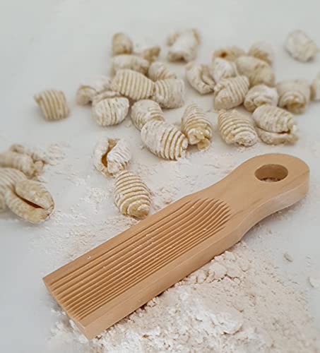 Rounded Gnocchi Board Paddle, Unique Curved Design for Handmaking Italian Gnocchi Pasta. Perfect Ridges that Form the Grooves on the Gnocchi. Easy to Use and Clean. Gnocchi Party at Home.