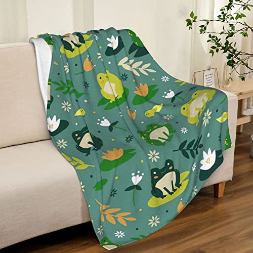 Frog Blanket Green Leaf Cute Frog Throw Blanket for Kids Adults, Frog Gift for Frog Lover, Soft Cozy Flannel Blankets for Couch Sofa 50x40 Inches