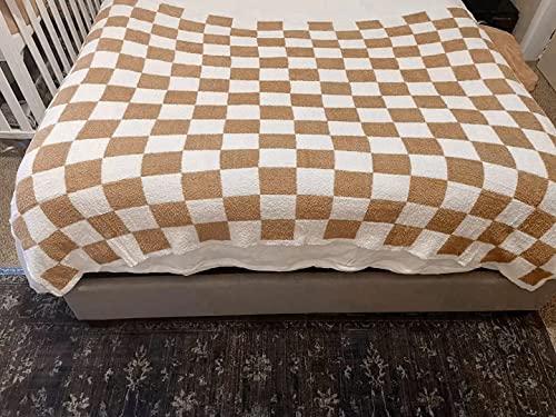 Yizheer Double Sided Checkerboard Grid Cozy Luxury Throw Blankets Warmer Soft Reversible Microfiber Bed Couch Blanket, 51''x63''，Brown