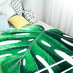 MSUIINT Leaf Shaped Blanket, Green Leaf Flannel Blanket, Soft Plush Green Plant Throw, Lightweight Comfortable Leaves Design Throw for Bed Couch Sofa Plant Lovers Gift 100x150CM/ 40 x 60 in