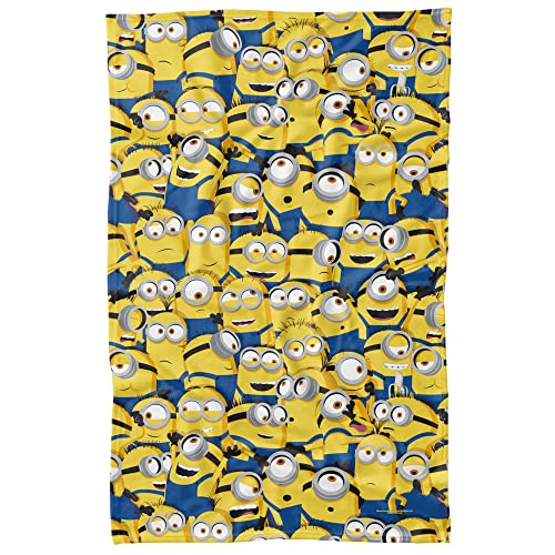 LOGOVISION Minions Blanket, 36"x58", Minion Group Fleece Blanket