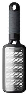microplane home series cheese grater (fine, black)