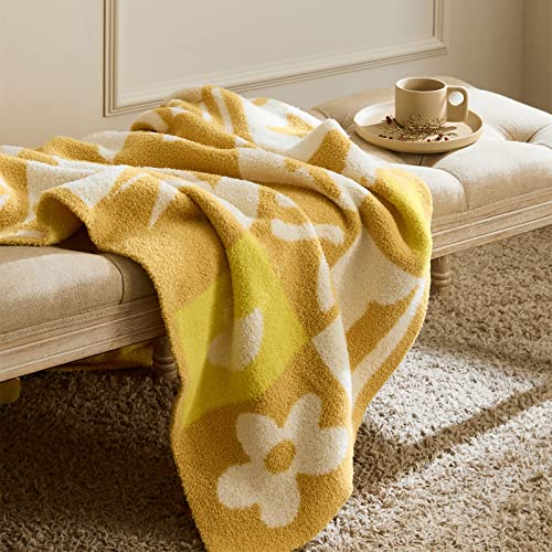 GunziStreet Blanket Throw Geometric Pattern Fuzzy Warm Fleece Microfiber for Couch Chairs Sofa Baby Home Decorative All Season (Checkered Pattern Yellow, 47‘’x59‘’)