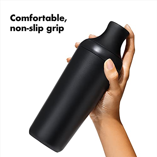 OXO Good Grips Plastic Cocktail Shaker- 20 oz/590 mL capacity