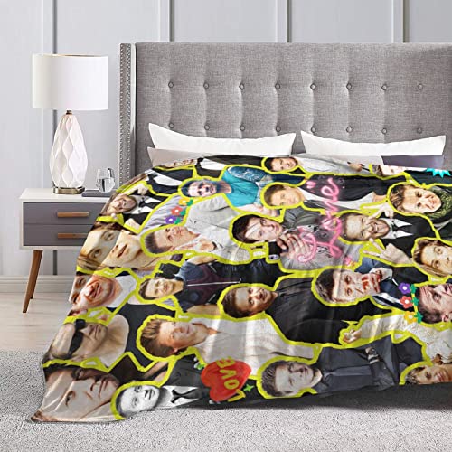 Blanket Jeremy Renner Soft and Comfortable Warm Fleece Blanket for Sofa, Office Bed car Camp Couch Cozy Plush Throw Blankets Beach Blankets