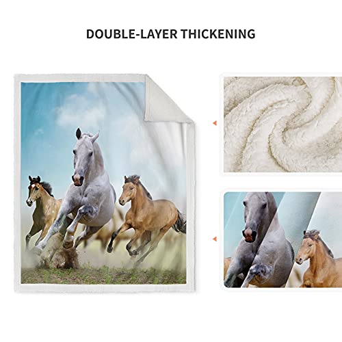 Jekeno Horse Blanket for Girls Women - Galloping Running Wild Horses Print Fleece Couch Throw Blanket Super Soft Plush Comfort Warm Sherpa Bed Blankets Gifts for Kids Boys Men Twin Adults 50"x60"