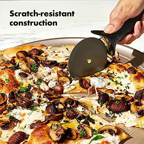 OXO Good Grips Non-Stick Pro Pizza Pan, 15 Inch