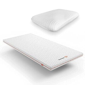 the premium mattress topper by dormeo (california king) and true evolution pillow bundle