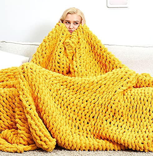 APIXO Chunky Knit Blanket Chenille Throw 60''x 80''- Tight Braided Thick Cable Knit Throw for Sofa or Bed - 100% Hand Made Chenille Weighted Blanket, Ginger-152x200cm
