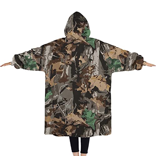 Hunting Camouflage Wearable Oversized Blanket, Sherpa Blanket Hooded with Super Pockets, Super Warm Fuzzy Pullover for Women & Men