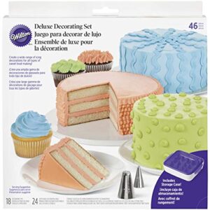 wilton deluxe cake decorating kit with piping tips and pastry bags, 46-piece