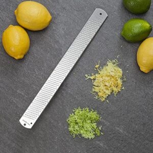 Microplane All-Stainless Steel Lemon Zester Tool, Blade made in the USA