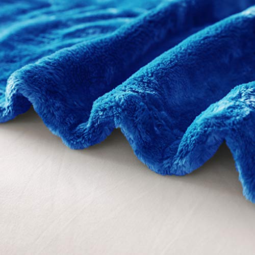 Whale Flotilla 480GSM Faux Fur Throw Blanket, Extra Large Warm Fluffy Throw Blanket for Couch, Bed, Traveling, Camping, 50x70 Inch, Blue