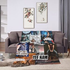 Air Conditioning Blanket Singer Blanket Ultra-Soft Blanket Portable Throw Blanket for Living Room Couch Sofa Car 50"X40"