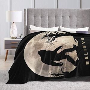 Funny Bigfoot Sasquatch Full Moon Fleece Throw Blanket - Soft Light Weight Blanket for Bed Couch and Living Room Suitable for Fall Winter and Spring (50x40 Inches)