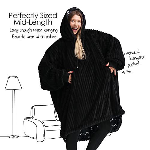 Wearable Blanket Hoodie Women and Men, Reversible Plush Microfiber Hooded Blanket Adult, Oversized Sweatshirt Blanket One Size Fits All, Warm and Cozy Hoodie Blanket - Black/Scribble