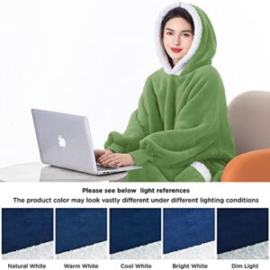 SONORO KATE Wearable Blanket Hoodie Gifts for Women Men Kids - Super Warm Fleece Sherpa Blanket Jacket with Elastic Sleeve,Big Pocket and Giant Hood (Green, Adult)