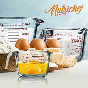 NutriChef 3 Pieces Measuring Cups - BPA-Free Premium Heat Resistant Borosilicate Glass Measuring Cups w/ Handle, Precise Measurement w/ Oz & Ml Scale, in 250ml 500ml & 1000ml, Microwave & Oven Safe