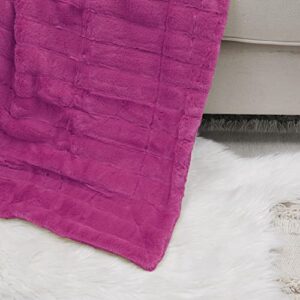 Home Soft Things Super Mink Faux Fur Throw, 50'' x 60", Fuchsia Rose, Luxurious Fluffy Cozy Elegant Throw with Sherpa Backing Fuzzy Throw for Couch Living Room Bedroom Home Décor